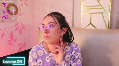 Sammy Lauren online show from 01/22/25, 10:07