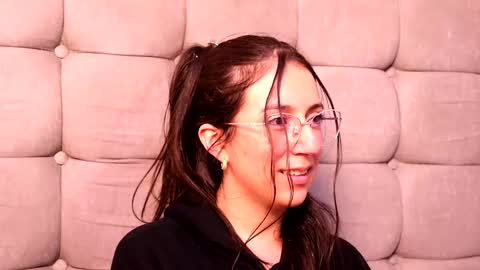 Sammy Lauren online show from 10/22/25, 03:51