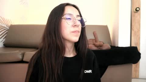 Sammy Lauren online show from 04/14/26, 07:53