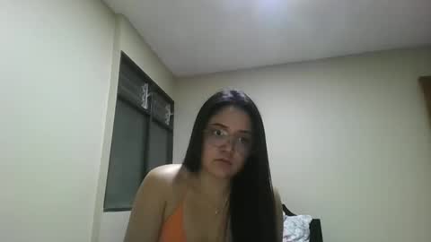 Mari online show from 10/27/25, 05:11