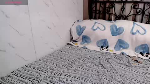 Leah online show from 04/22/26, 07:33