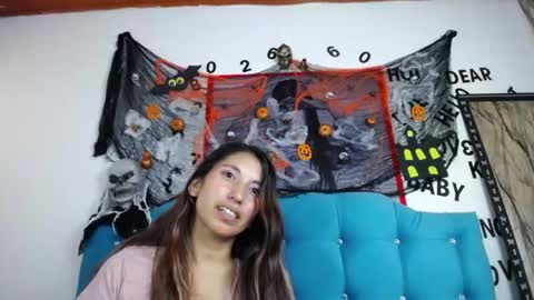 Snapshot of sweet_skylove_ chatting on 10/05/25, 03:10 Adriana online show from 10/05/25, 03:10