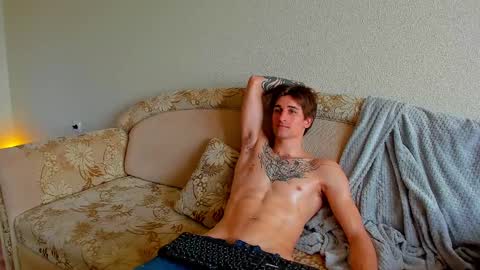 sweet_smith8 online show from 03/09/25, 10:41