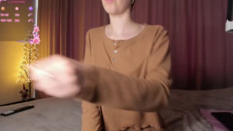 sweet_sonechka online show from 12/08/24, 10:08