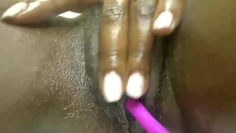 Nina online show from 01/24/25, 09:47