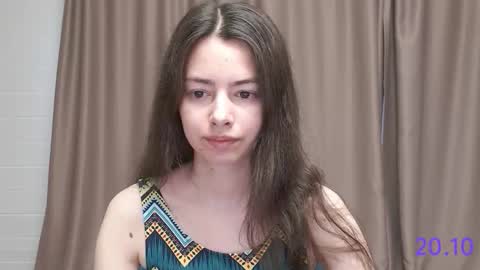 Snapshot of sweet_sweet_angel chatting on 10/20/25, 07:31 Angel online show from 10/20/25, 07:31