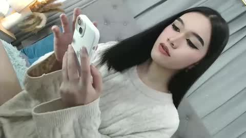 sweet_tatiana28 online show from 06/04/26, 12:33