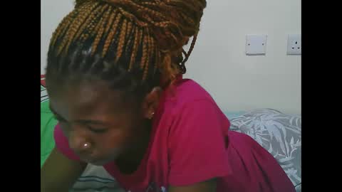Snapshot of sweet_tattiana chatting on 03/01/25, 06:11 Tatty online show from 03/01/25, 06:11