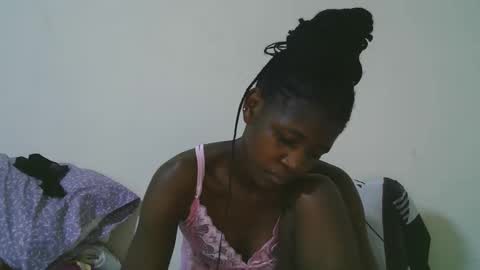Snapshot of sweet_tattiana chatting on 10/14/25, 01:17 Tatty online show from 10/14/25, 01:17
