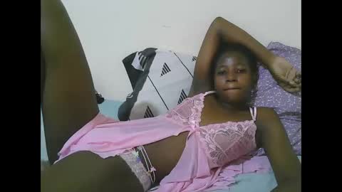 Snapshot of sweet_tattiana chatting on 10/15/25, 07:47 Tatty online show from 10/15/25, 07:47