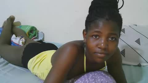 Snapshot of sweet_tattiana chatting on 10/16/25, 12:06 Tatty online show from 10/16/25, 12:06