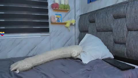 Snapshot of sweet_tits2 chatting on 09/28/25, 10:26 Isabella online show from 09/28/25, 10:26