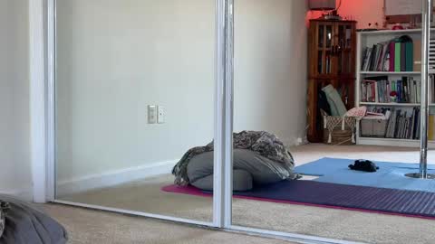 Heidi Brenner - Please check bio for schedule  FAQ online show from 03/12/26, 08:37