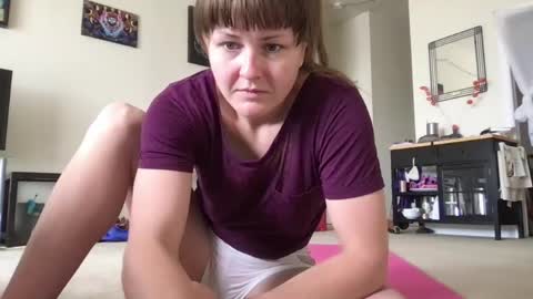 Snapshot of sweet_truffle chatting on 06/06/26, 12:21 Heidi Brenner - Please check bio for schedule FAQ online show from 06/06/26, 12:21