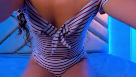 sweet_venus4 online show from 02/15/25, 06:12