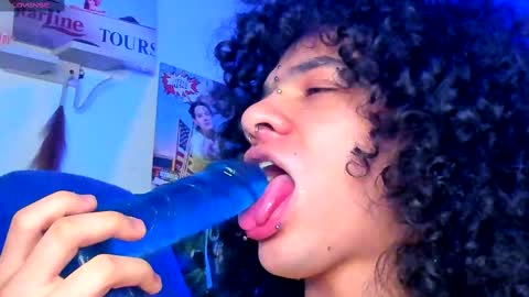 Steven independent model online show from 02/10/25, 04:47