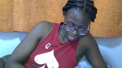 sweet_zarah online show from 04/04/26, 04:48