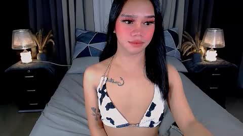 Snapshot of sweet_zoey12 chatting on 09/20/25, 06:58 bea takashi online show from 09/20/25, 06:58