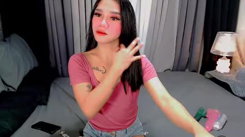 bea takashi  online show from 10/25/25, 08:55