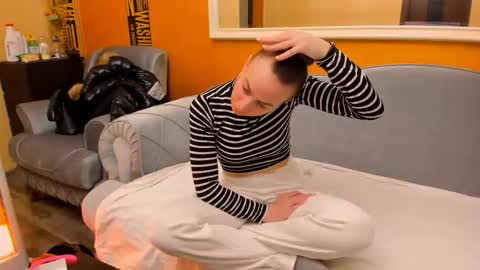 Ale online show from 11/17/25, 08:47