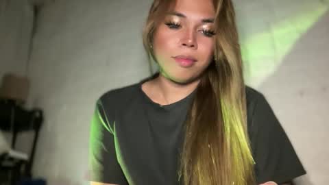 Snapshot of sweetalexa19 chatting on 01/13/26, 02:55 alexa your one and only queen online show from 01/13/26, 02:55