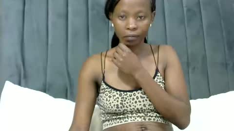 Snapshot of sweetalianah chatting on 12/17/25, 07:20 LIANAH online show from 12/17/25, 07:20