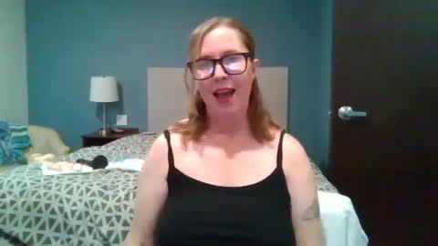 sweetandnaughty123 online show from 10/19/25, 04:51
