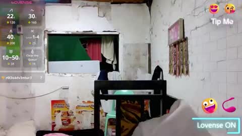 sweetariana10 online show from 04/23/26, 12:29