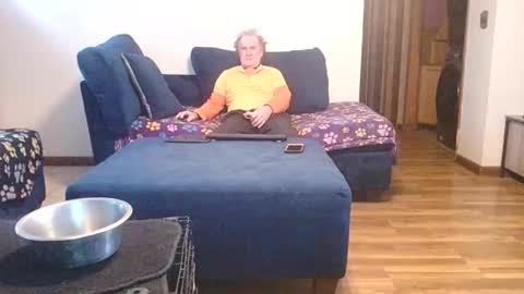 Snapshot of sweetashoney905258 chatting on 02/26/26, 04:39 Roger online show from 02/26/26, 04:39