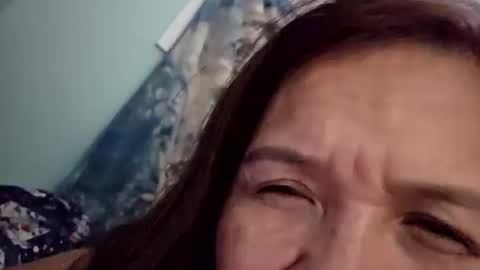 Snapshot of sweetbabe4u27 chatting on 10/16/25, 09:43 sweetbabe4u27 online show from 10/16/25, 09:43