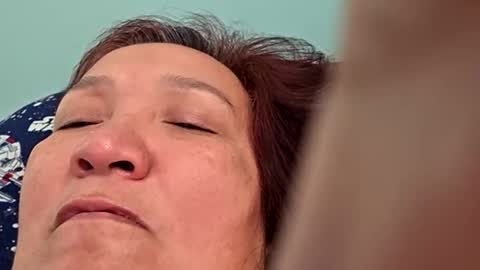 Snapshot of sweetbabe4u27 chatting on 10/29/25, 07:04 sweetbabe4u27 online show from 10/29/25, 07:04