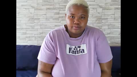 Snapshot of sweetbigmelons01 chatting on 02/24/26, 08:56 sweetbigmelons01 online show from 02/24/26, 08:56