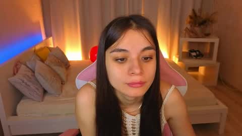 Kim online show from 05/06/26, 01:36