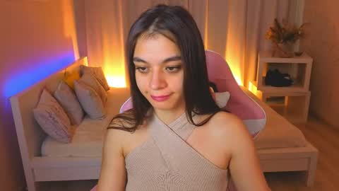 Kim online show from 06/08/26, 01:39