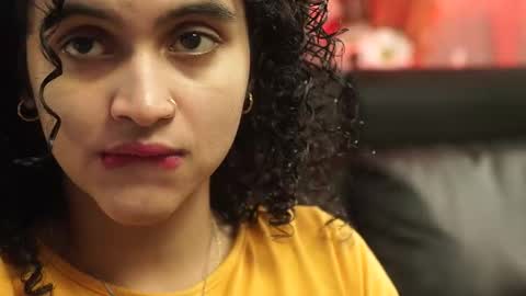 Salom independent model online show from 11/25/25, 07:47