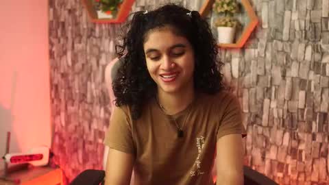 Salom independent model online show from 03/09/26, 08:02