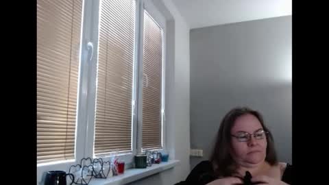 Snapshot of sweetboobs85h chatting on 03/10/25, 02:16 Sweetboobs85h online show from 03/10/25, 02:16