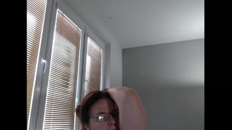 Sweetboobs85h online show from 03/27/26, 08:26