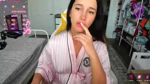 Anna online show from 09/12/25, 06:41