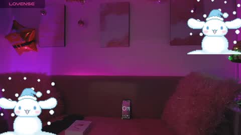 Snapshot of sweetcameron_ chatting on 12/19/24, 09:06 Cameron online show from 12/19/24, 09:06