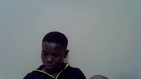 Snapshot of sweetcammilla chatting on 10/18/25, 07:09 sweetcammilla online show from 10/18/25, 07:09