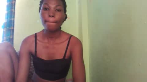 sweetcandy910 online show from 11/03/25, 02:40