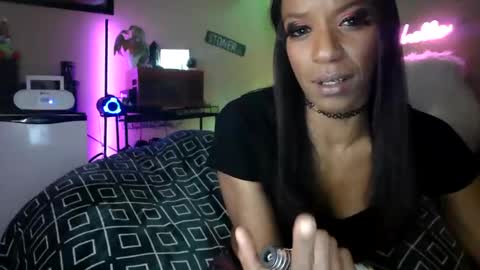 Jillian online show from 12/22/25, 12:07