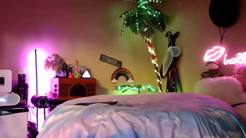 Jillian online show from 02/14/26, 03:47