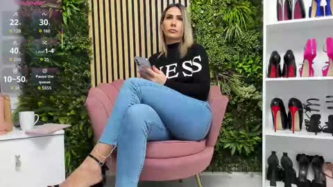 Cherry online show from 11/21/25, 07:07