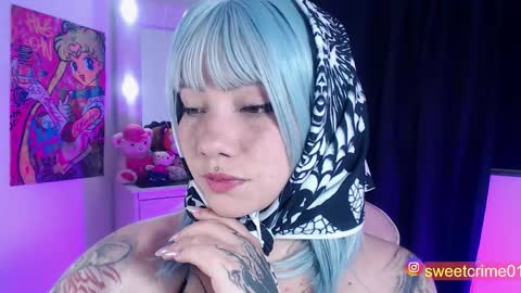 Snapshot of sweetcrime chatting on 10/20/25, 05:19 Independent model online show from 10/20/25, 05:19