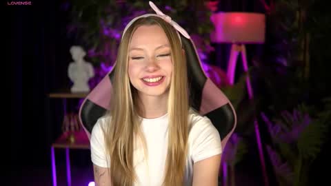 Lina online show from 03/11/26, 04:24