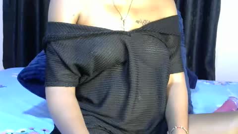 sweetDee online show from 11/01/25, 10:39