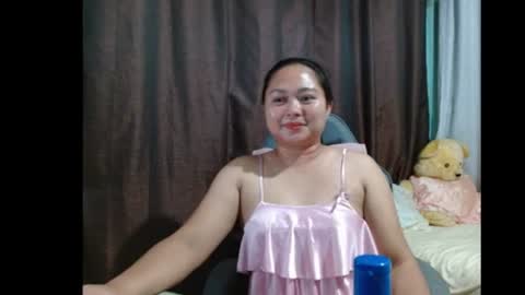 Snapshot of sweetdemurelady chatting on 05/10/26, 12:32 Lynn online show from 05/10/26, 12:32