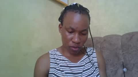 sweetdiva2012 online show from 12/06/24, 05:53